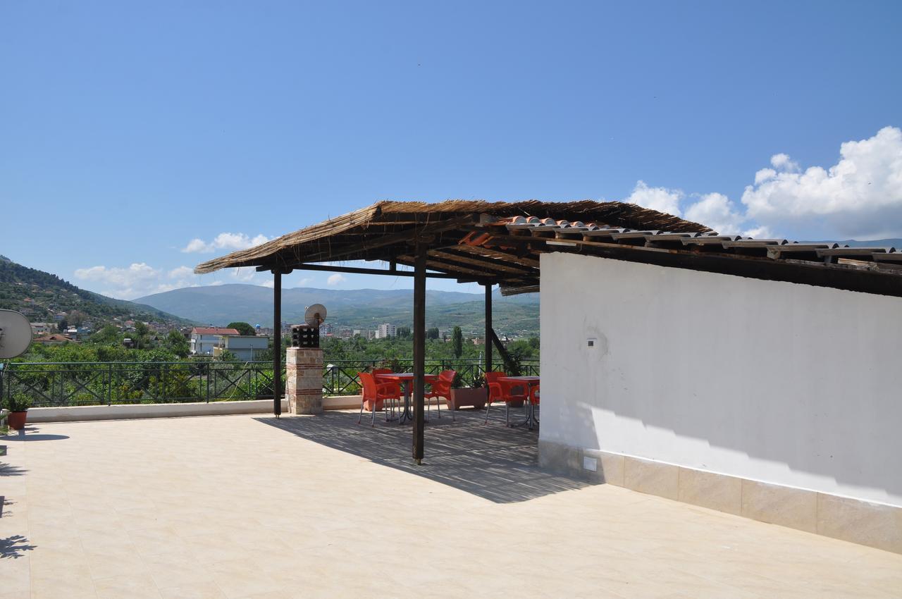 Bed & Breakfast Local Living Edi Berati Exterior foto