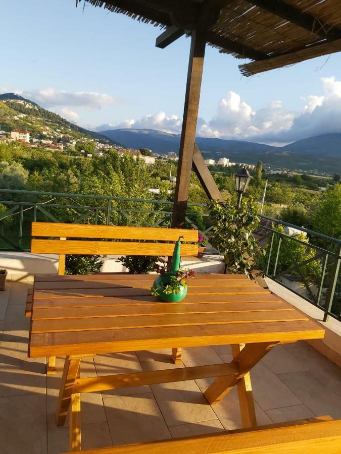 Bed & Breakfast Local Living Edi Berati Exterior foto